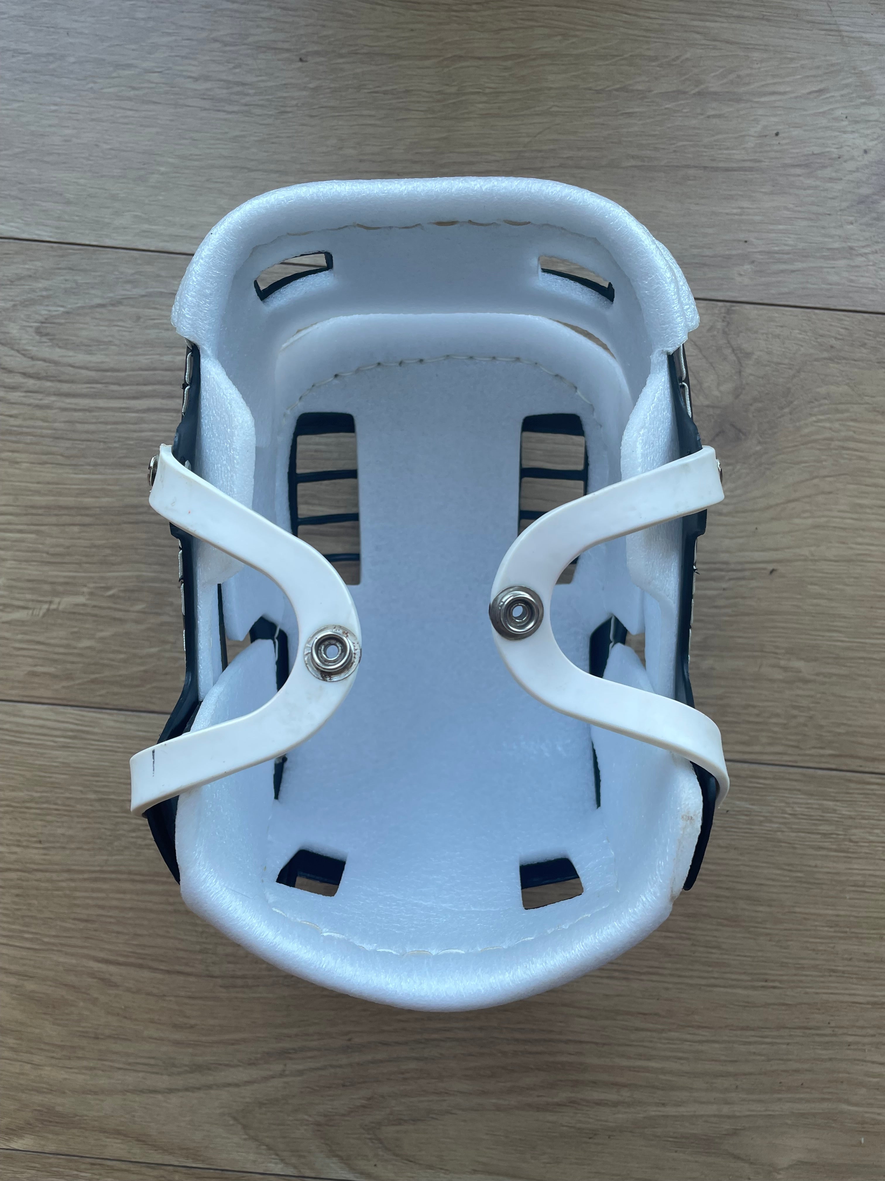 oldstyle helmet