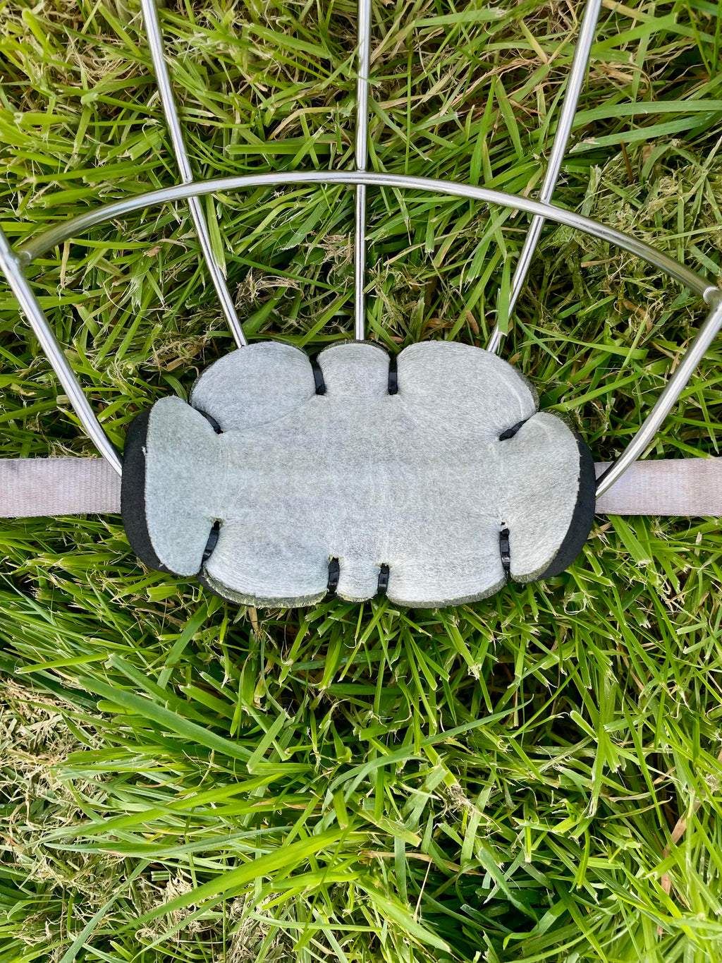 two-tone chin piece